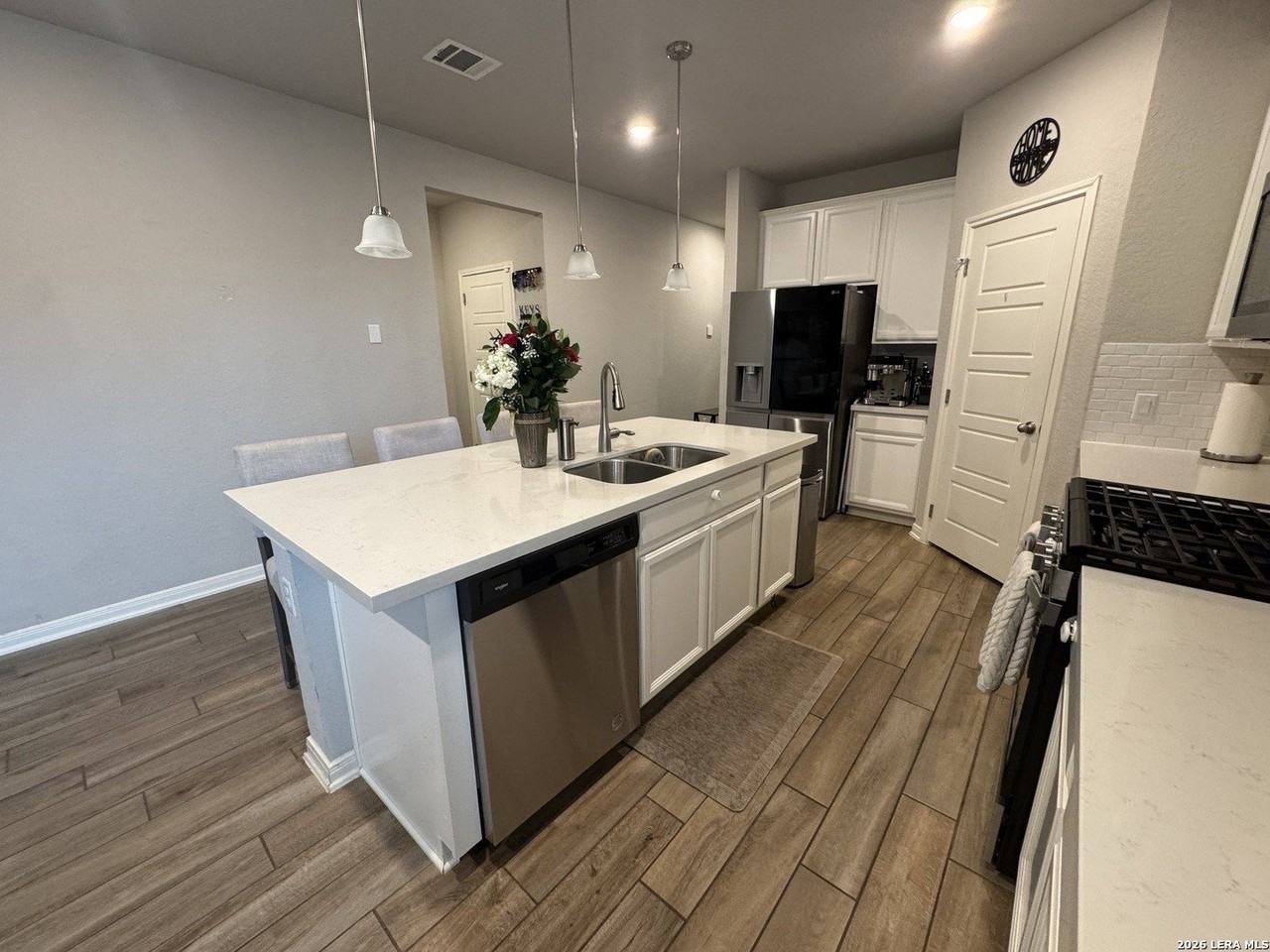 1559 Arcadian Lily - Photo 6 of 25