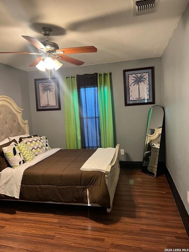 351 Ware Blvd - Photo 3 of 25