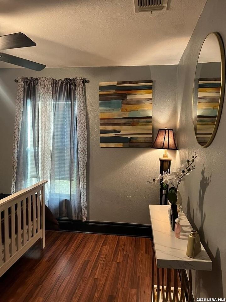 351 Ware Blvd - Photo 4 of 25