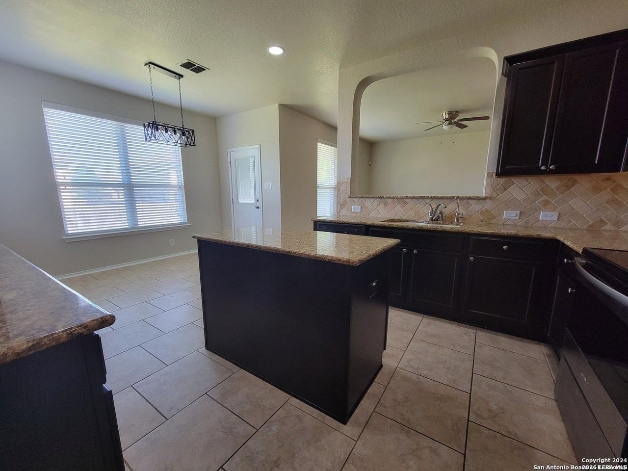 13524 Ashmont Ter - Photo 4 of 27