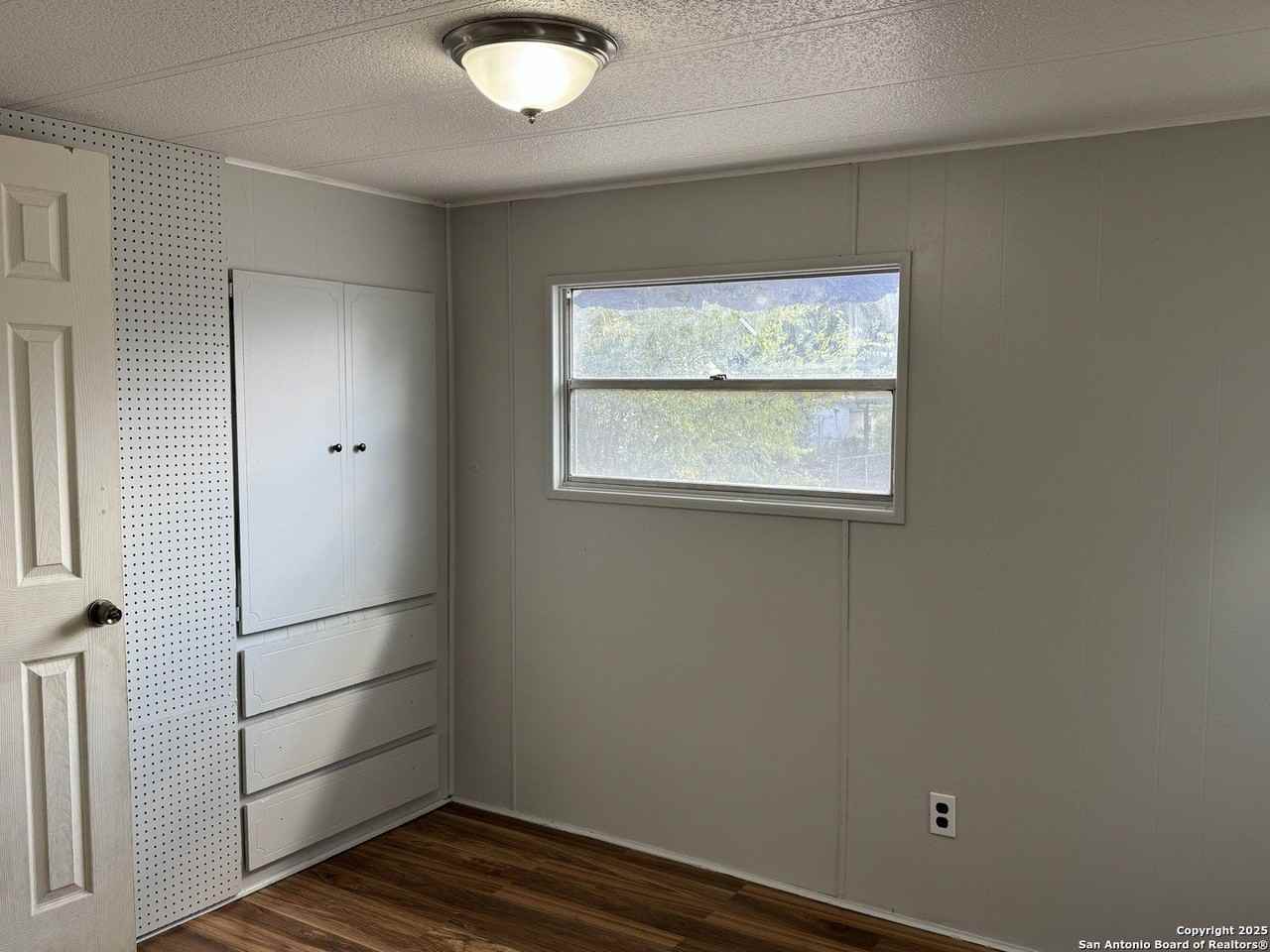 8415 Braewick Dr - Photo 4 of 19