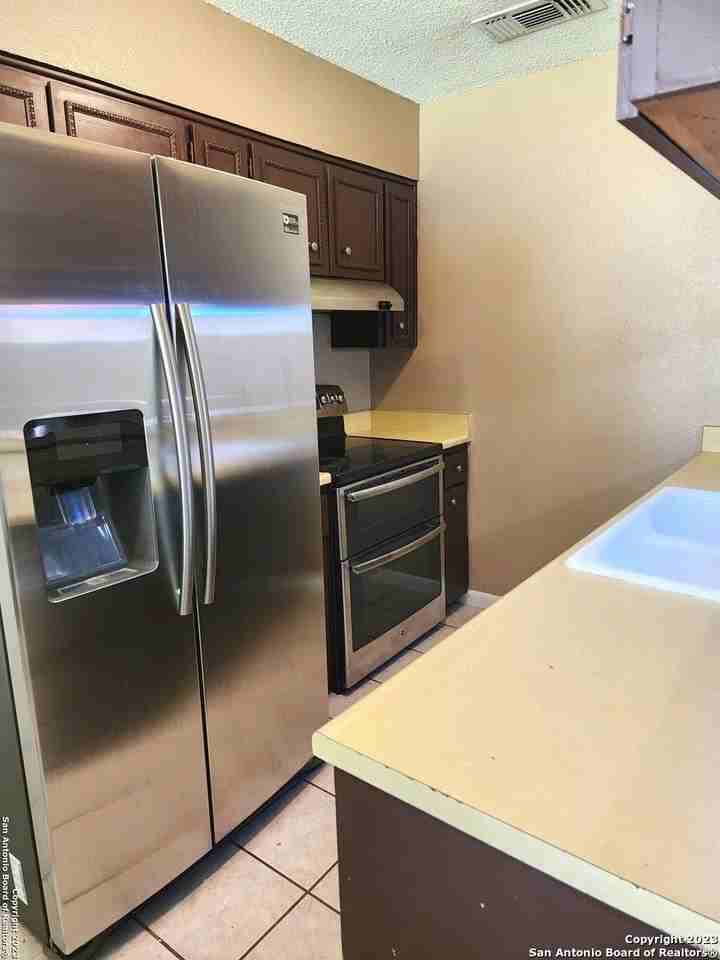 308 Nell Deane Blvd - Photo 6 of 13