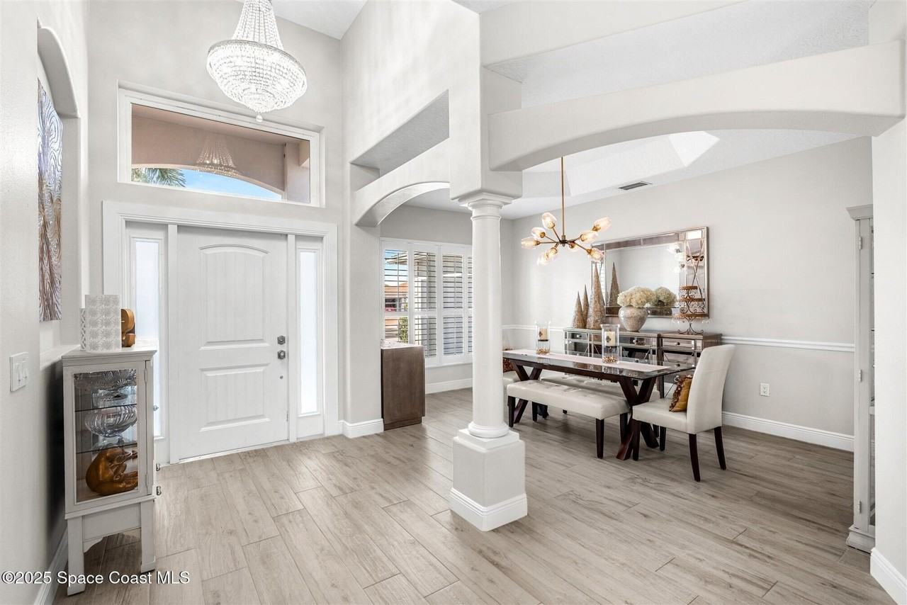 4440 Chardonnay Dr - Photo 3 of 41