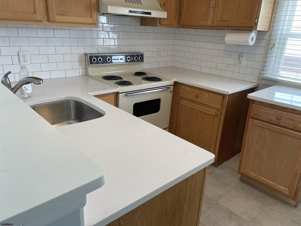 61 Simpson Rd - Photo 2 of 16