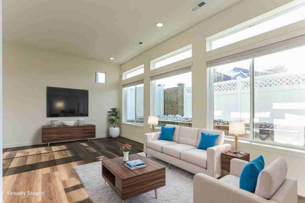 4760 Tower Dr - Photo 5 of 20