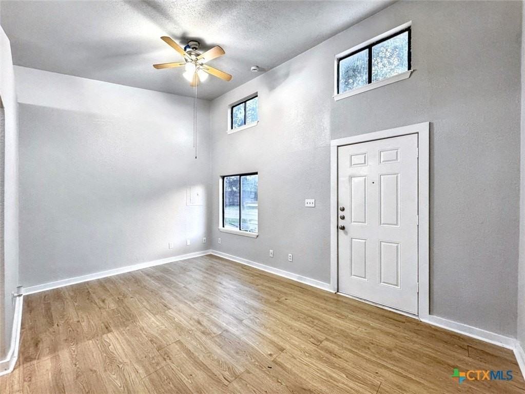 1108 W Mccarty Ln Unit A - Photo 3 of 14