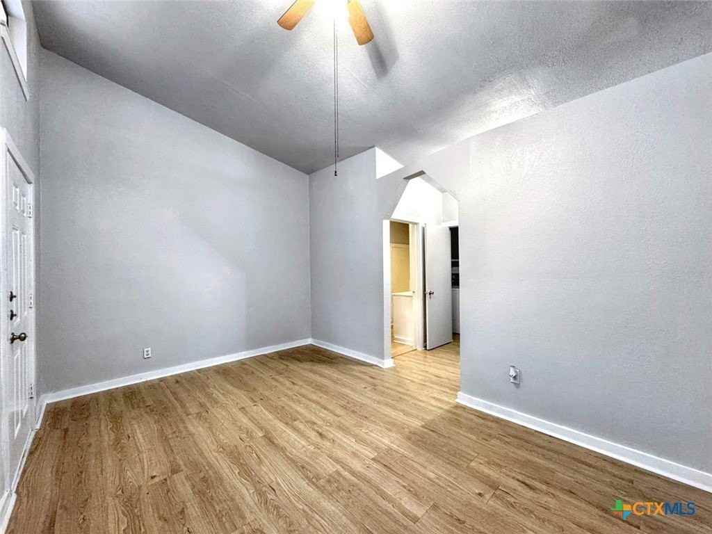 1108 W Mccarty Ln Unit A - Photo 4 of 14