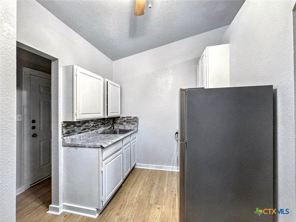 1108 W Mccarty Ln Unit A - Photo 7 of 14