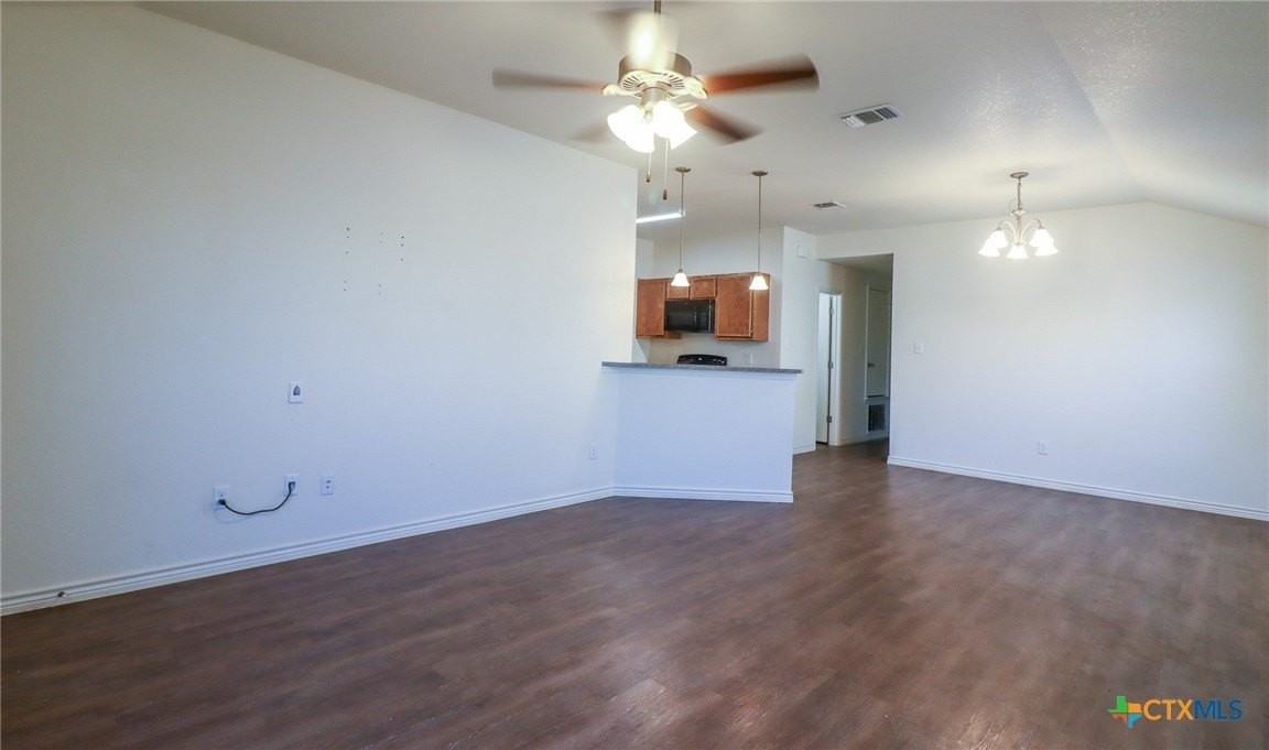 909 Lasso Dr Unit B #B - Photo 4 of 26