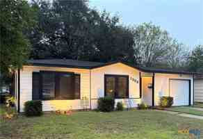 featured image of 1005 E Polk Ave