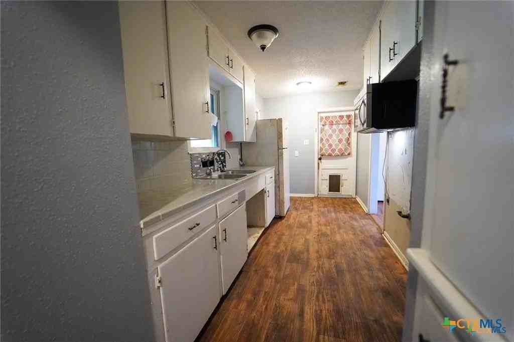 1005 E Polk Ave - Photo 5 of 10