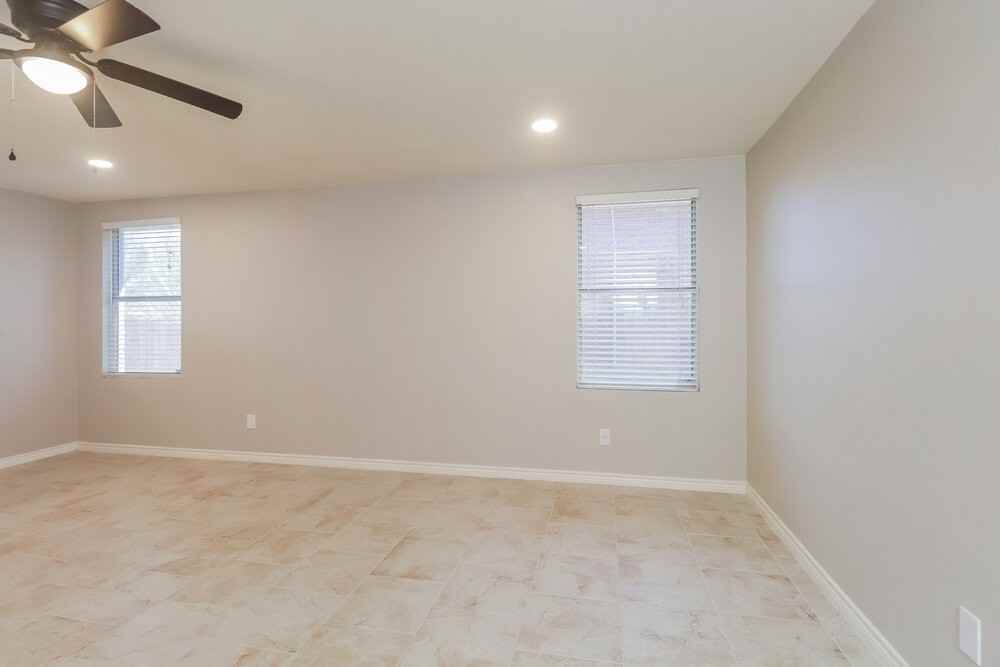 1210 Beatty Dr - Photo 3 of 16