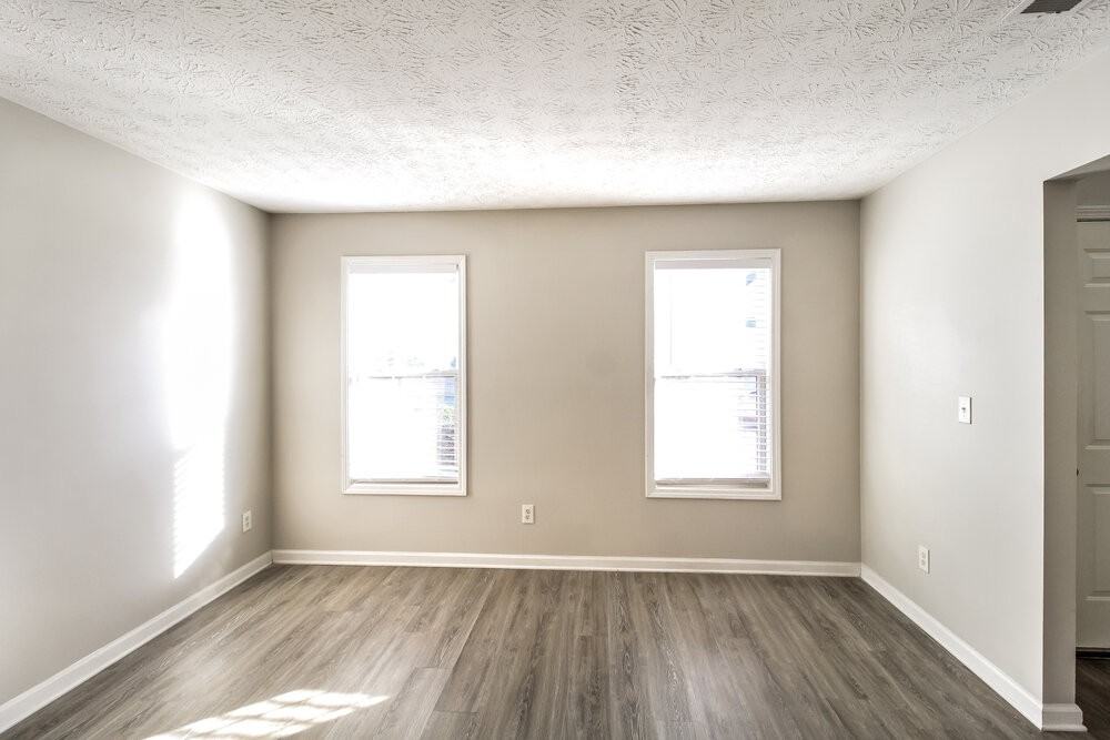 2951 Highland Park Cir #C - Photo 5 of 17