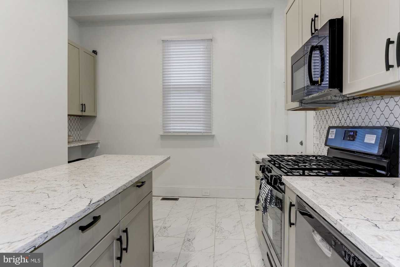 638 G St Ne - Photo 5 of 25