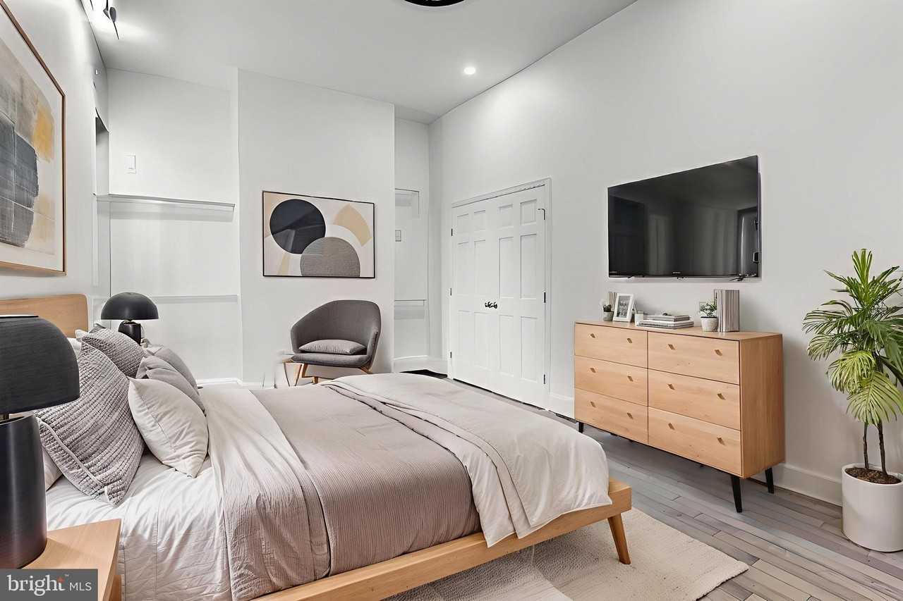 638 G St Ne - Photo 7 of 25