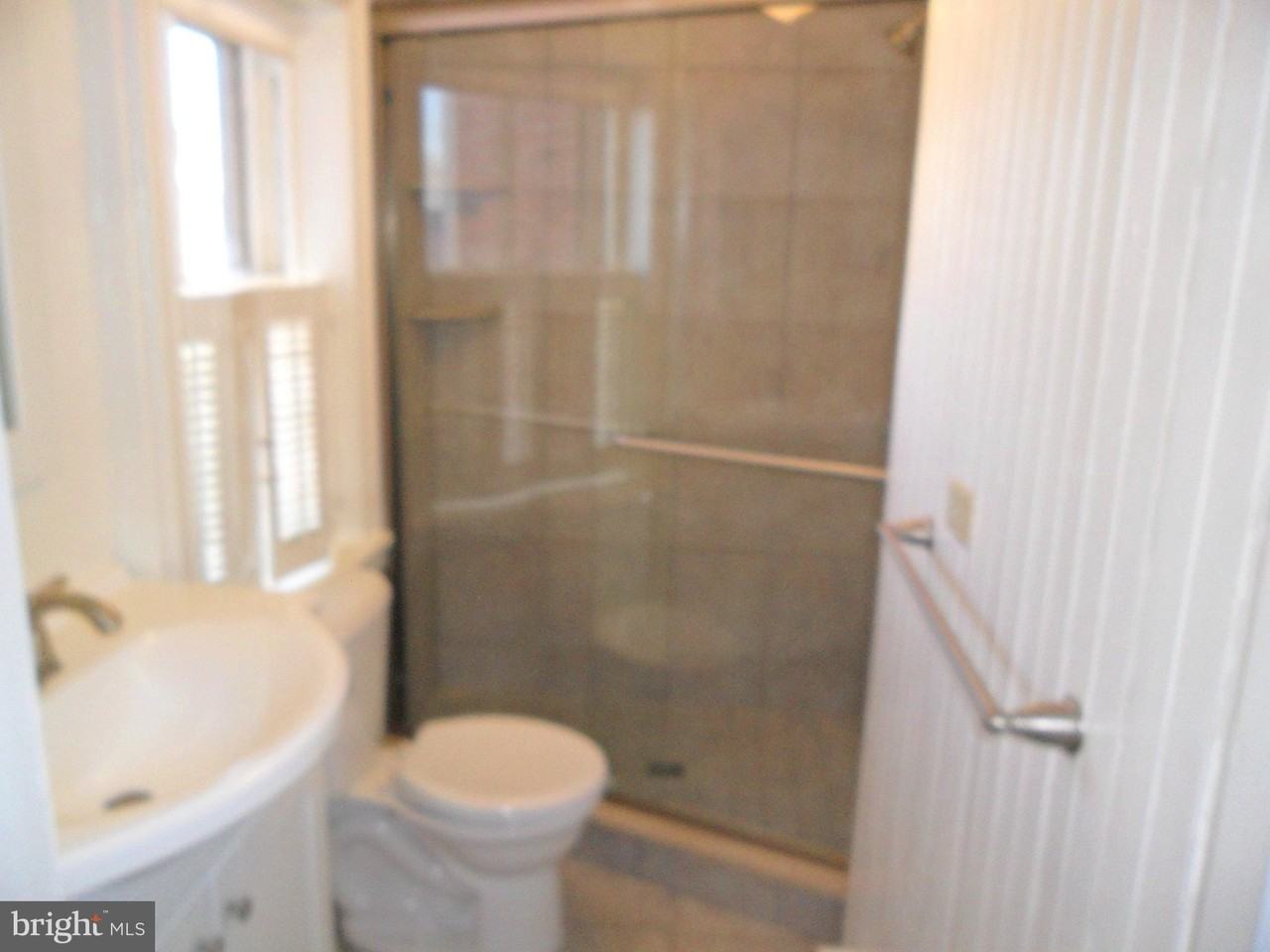 423 Delaware St #3 - Photo 3 of 7