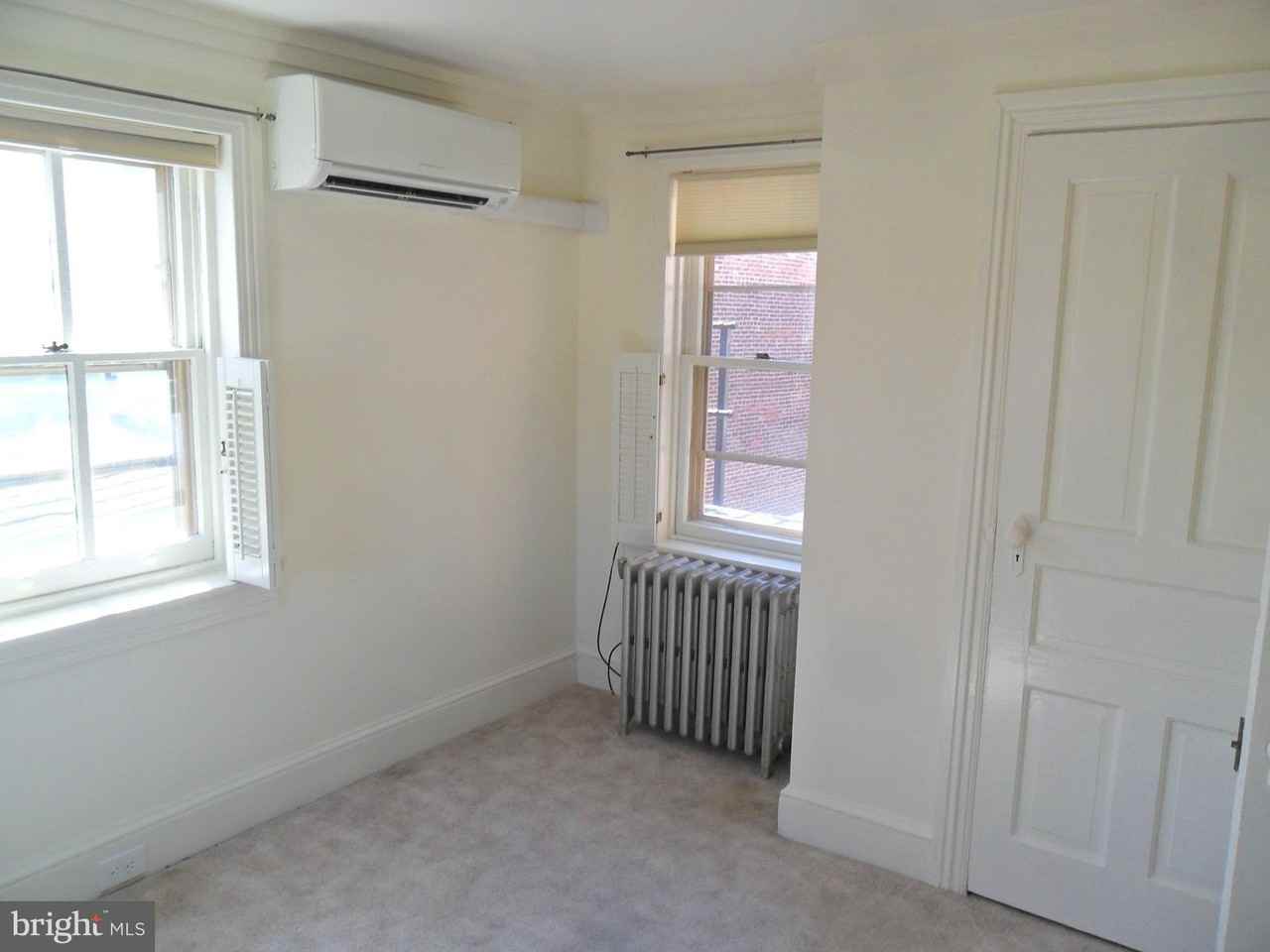 423 Delaware St #3 - Photo 7 of 7