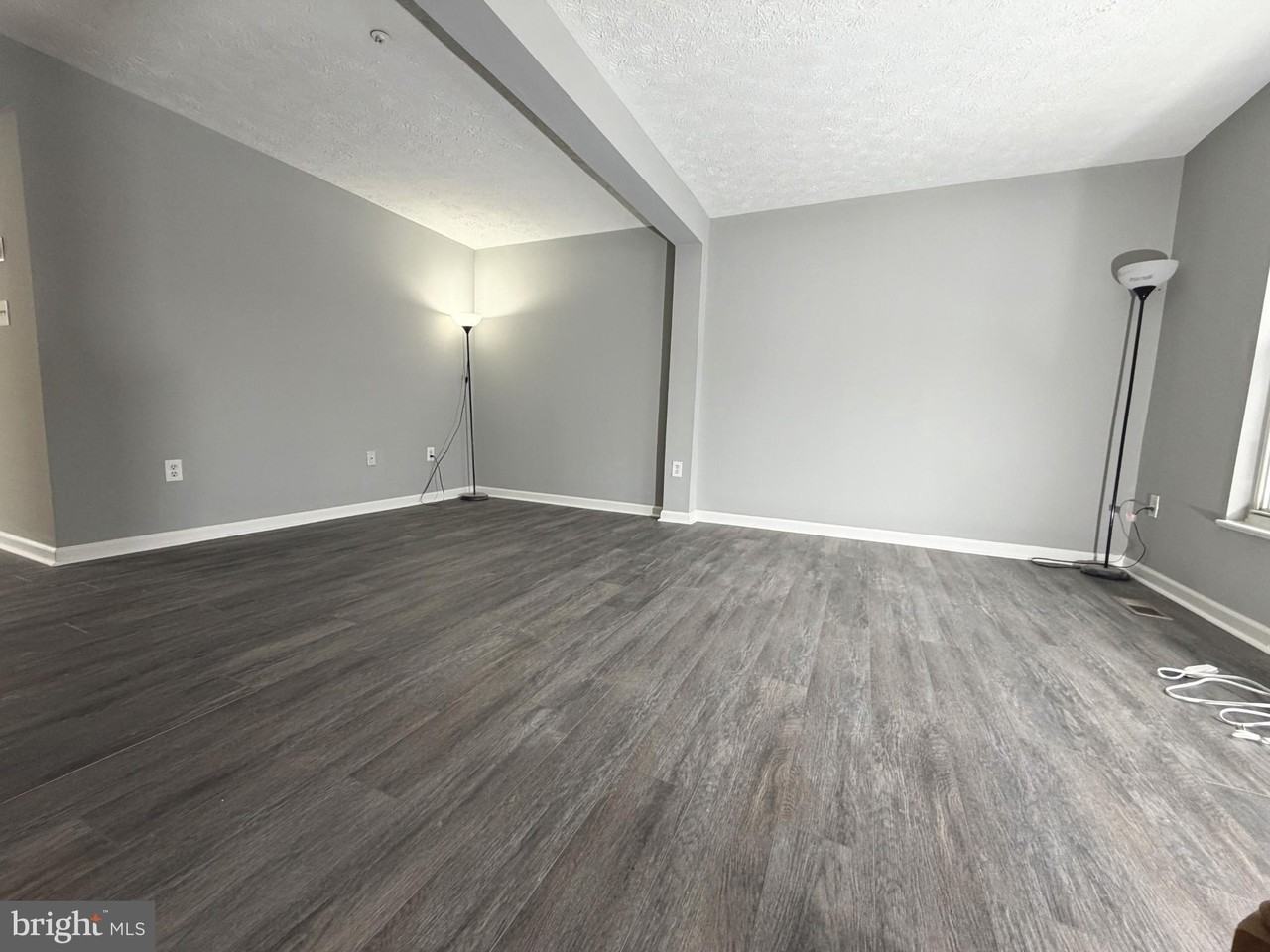 8624 Mayaone St - Photo 2 of 15