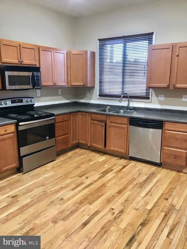 3418 E Baltimore St - Photo 3 of 18