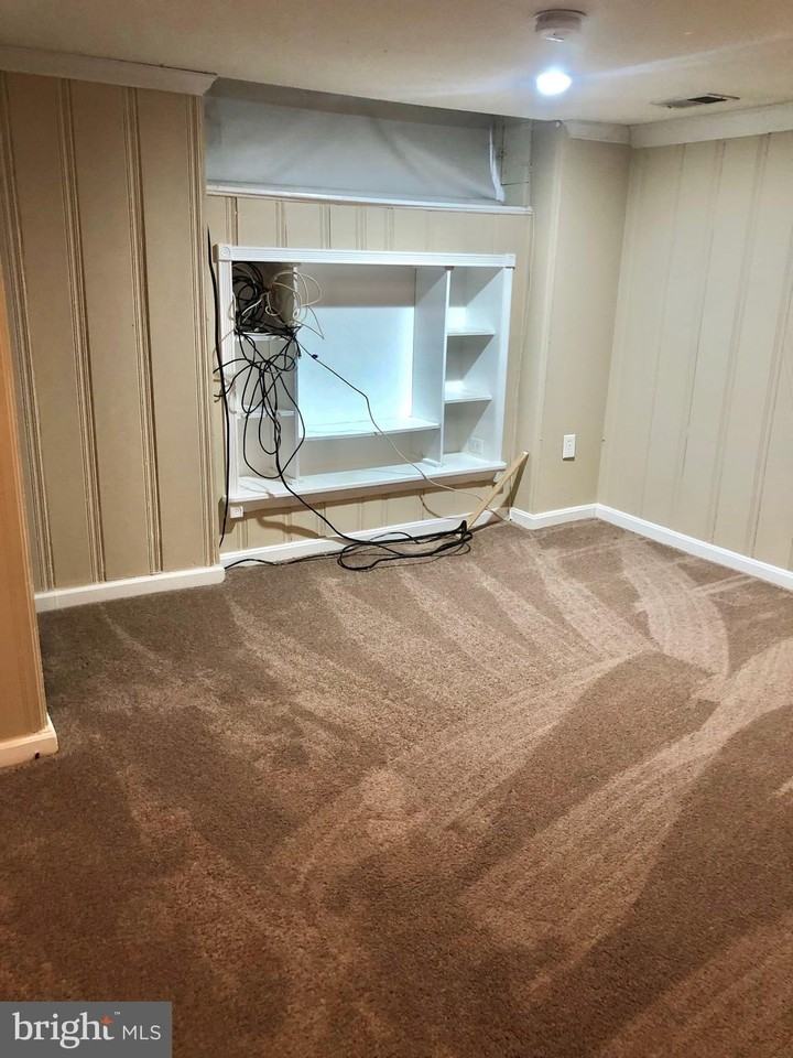 3418 E Baltimore St - Photo 7 of 18