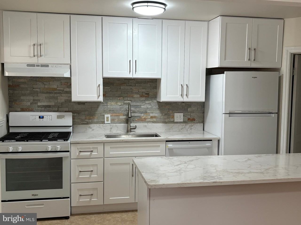 8606 Willow Oak Rd - Photo 2 of 24