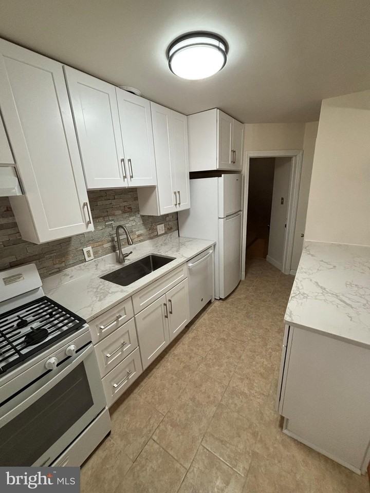 8606 Willow Oak Rd - Photo 4 of 24