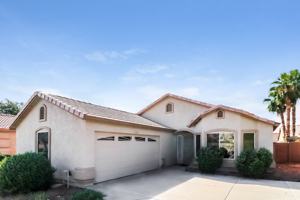 featured image of 4019 E Chambers St