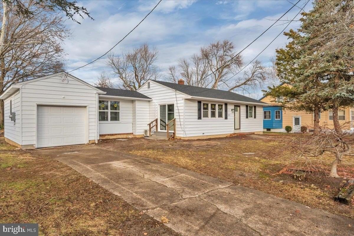 1415 Lincoln Ave - Photo 4 of 24