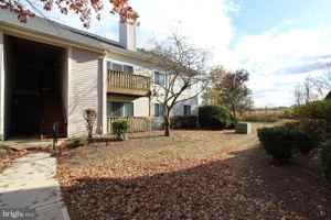 featured image of 912 Aspen Dr