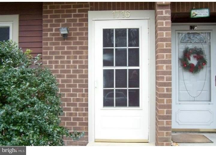 1716 Julie Ct - Photo 2 of 16