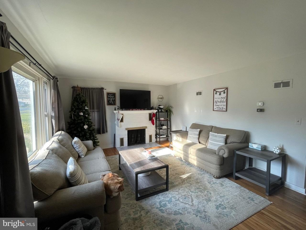 2914 Harvard Ave - Photo 2 of 18