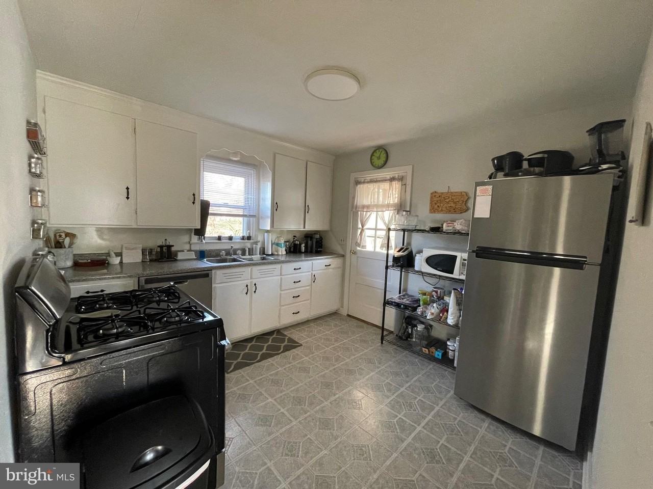 2914 Harvard Ave - Photo 7 of 18