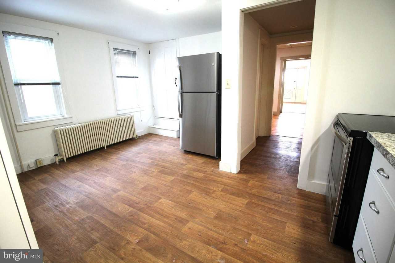 128-1ST FLOOR W MAIN Street - Photo 5 of 12