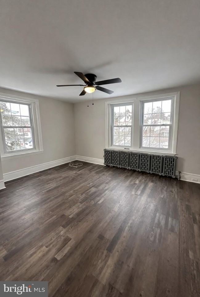 125 E 4th Ave Apt 2 #2 - Photo 6 of 22