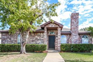 featured image of 2824 Bent Brook Dr