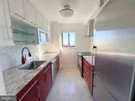 1420 Locust St Apt 29r #29R - Photo 1 of 1