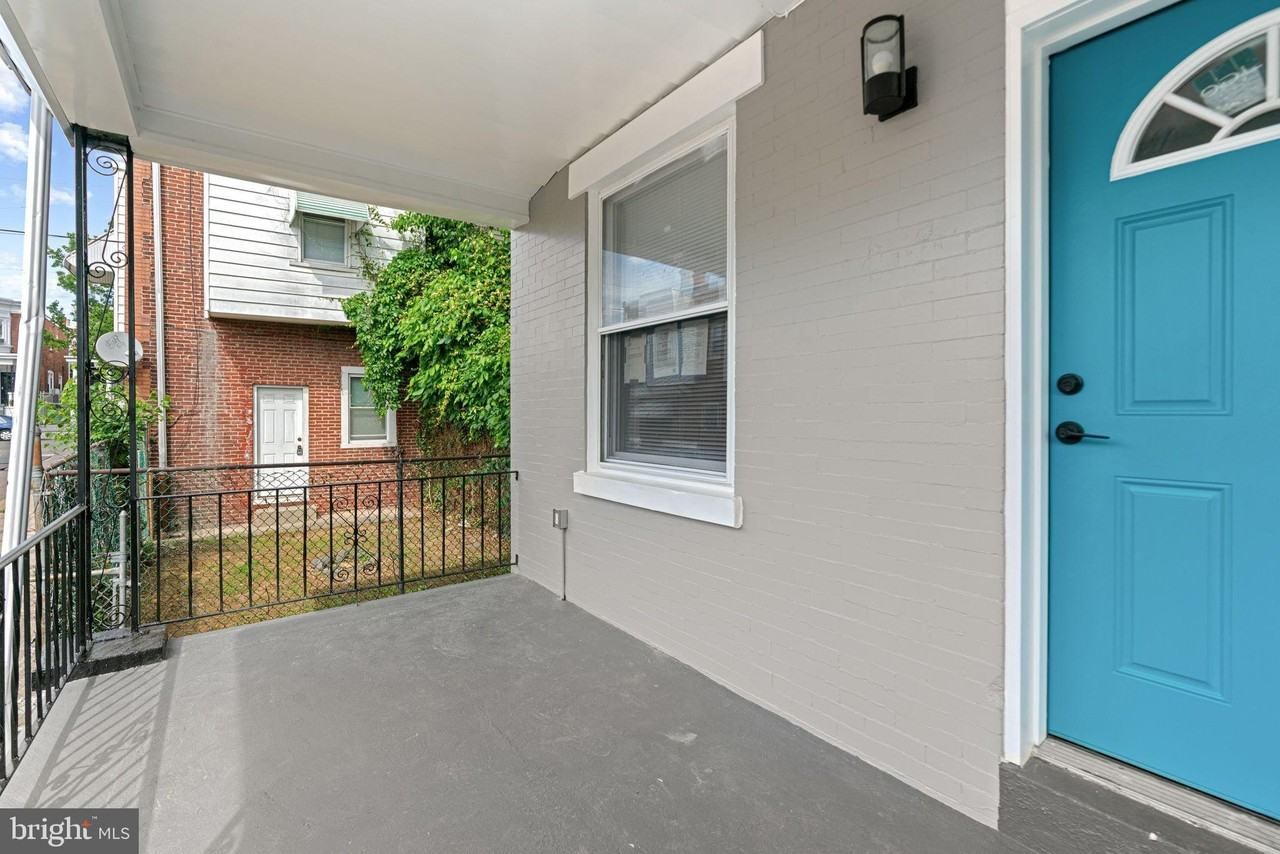 5514 Broomall St - Photo 2 of 22