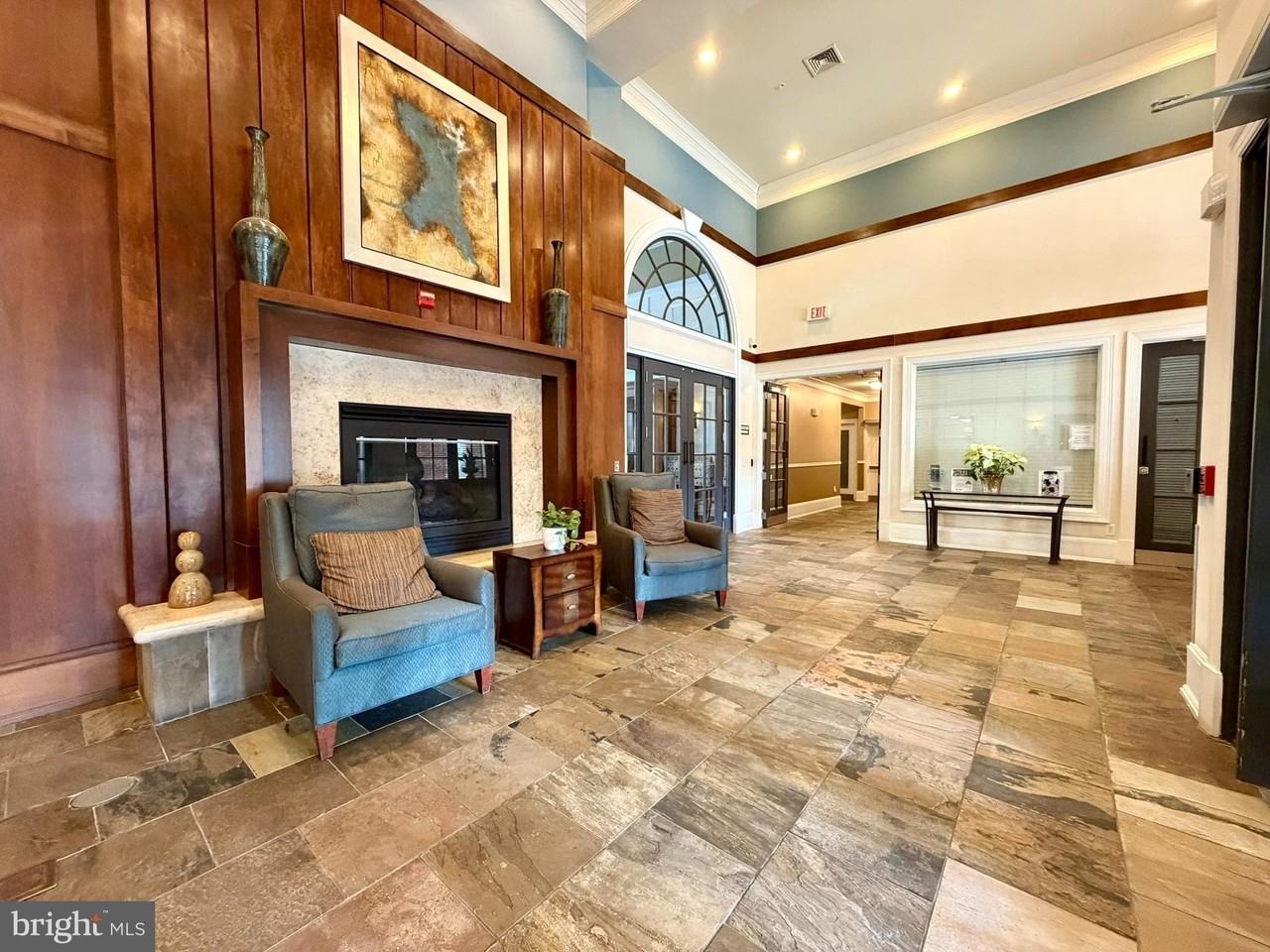 2321 25th St S Unit 2-201 #2-201 - Photo 2 of 20