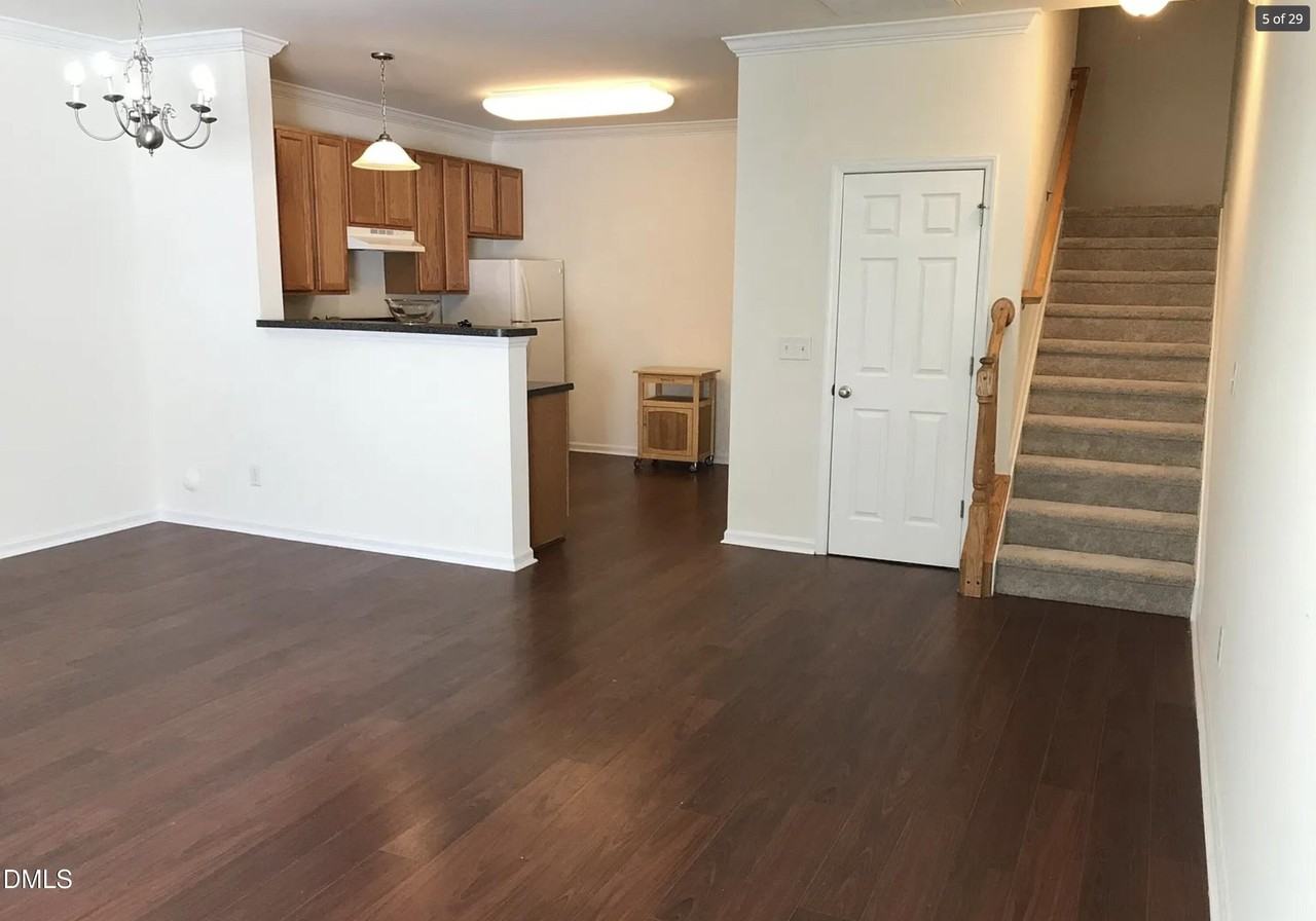 11730 Mezzanine Dr - Photo 2 of 11