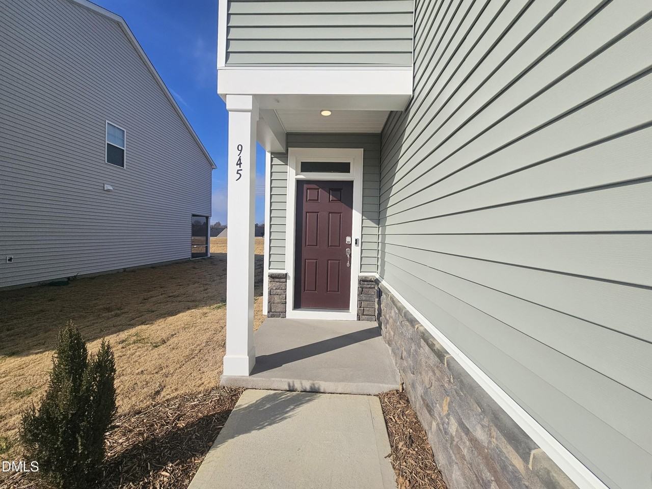 945 Glowing Star Lane - Photo 2 of 23