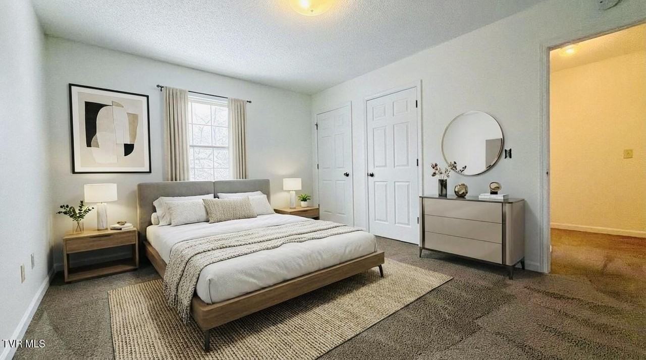 23 Lexington Ct Unit 23 #23 - Photo 5 of 9