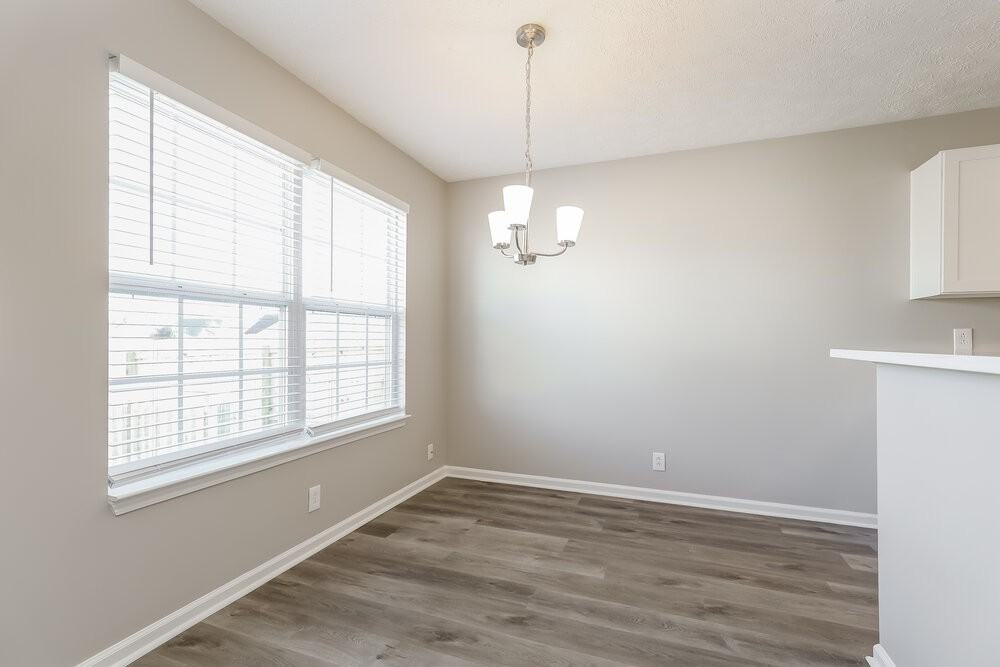 3102 Donard Ct - Photo 5 of 16