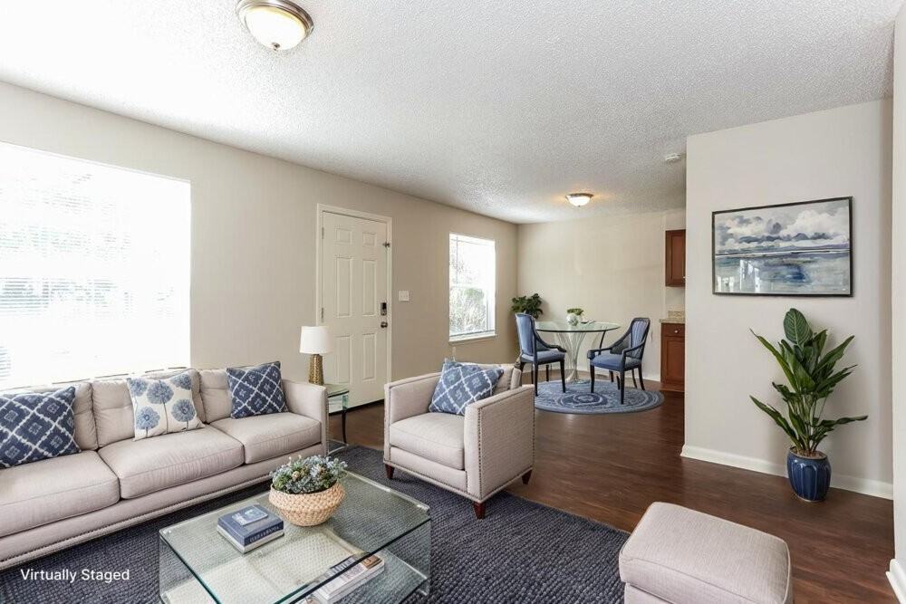 1353 Palmetto St - Photo 3 of 19