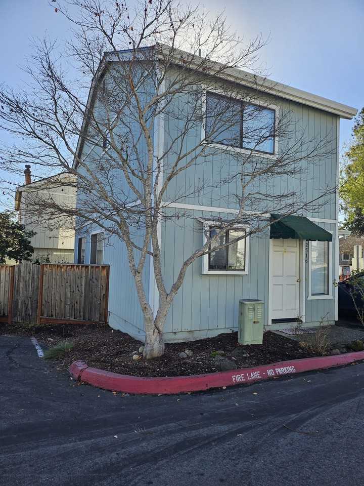 2516 Charlene Lane - Photo 2 of 29