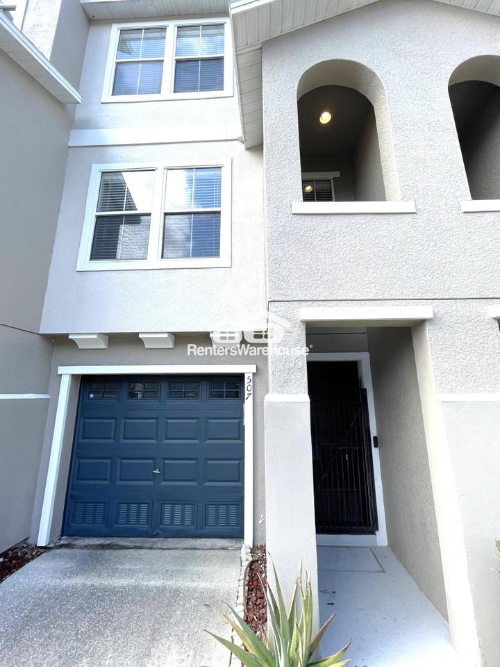 507 Vincinda Crest Way - Photo 2 of 28