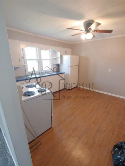 2004 South Locust - Photo 5 of 7