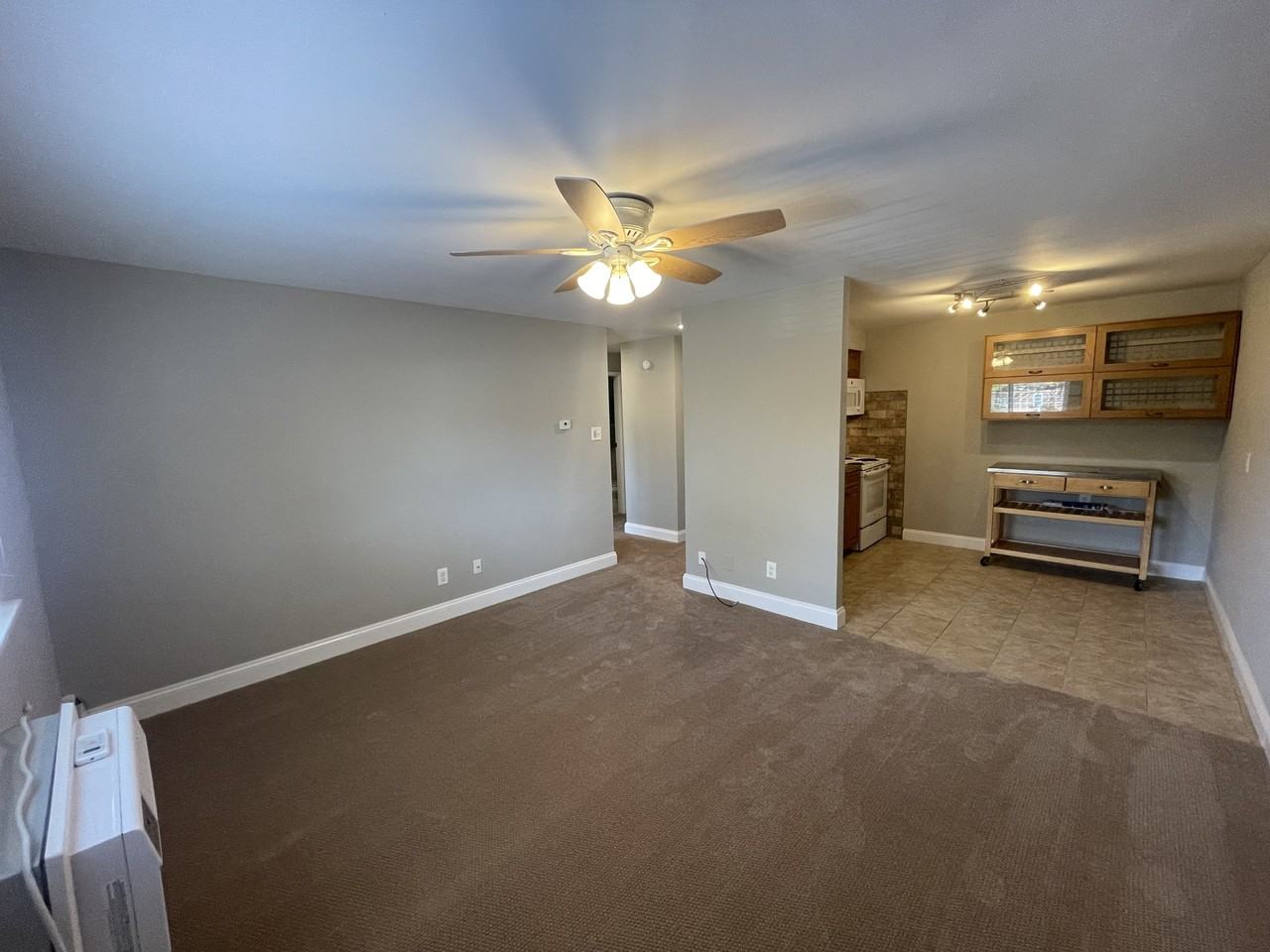 Marimont Apartments - Photo 2 of 9