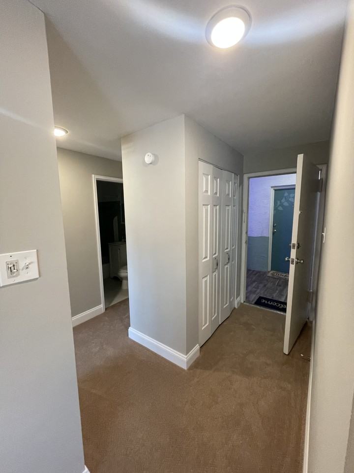 Marimont Apartments - Photo 5 of 9