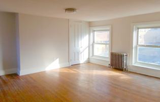 featured image of 208 E Hanover St