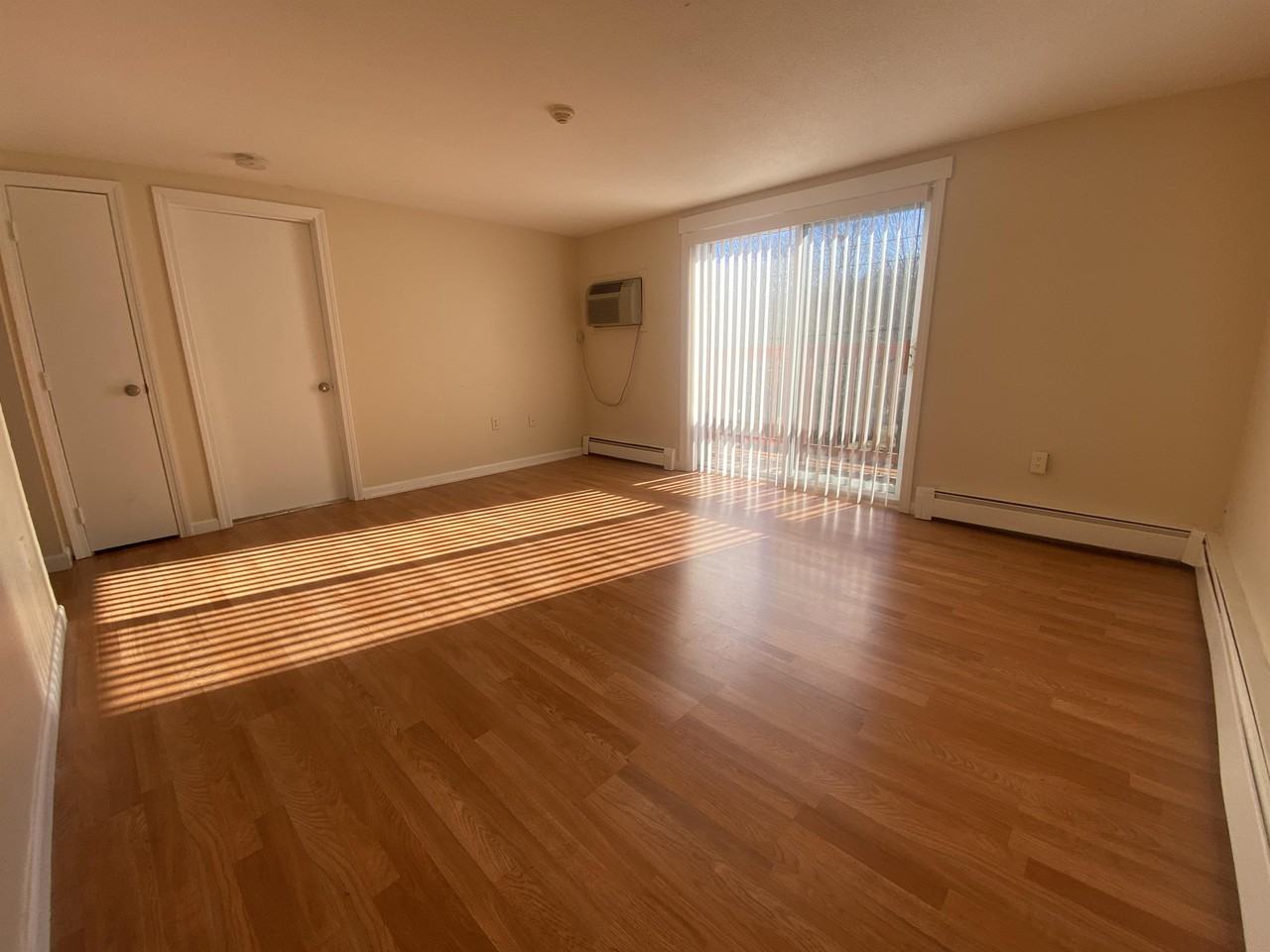 504 Broad St. - Photo 4 of 6